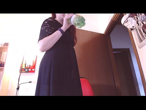 ❤️ Kulero zikin eta gozoak maite dituen esklabo sumiso bat masturbatzera behartuta dago bideo hau ikusi ondoren! ❤️ Pornografia gogorra gugan ❤