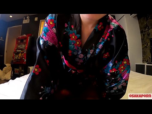 ❤️ Neska cosplay gazteak sexua orgasma arte maite du zaldizko emakume baten zorrotada batekin eta putzarekin. Japoniako jantzi tradizionalarekin, puxi iletsua eta titi ederrak dituen neska asiarra, afizionatuen bideoan, jostailu putzekin masturbazioa erakusten duena. Sakura 3 OSAKAPORN. ❤️ Pornografia gogorra gugan ❤