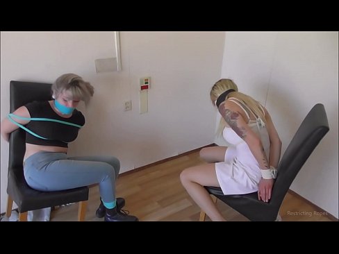 ❤️ Menpekotasuna / lotuta eta amordaztatua / larrialdian dama ❤️ Pornografia gogorra gugan ❤