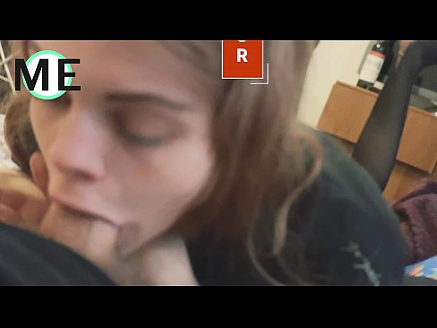 ❤️ Eztarria, galtza urratuak eta takoi urratuak elkartzeko atseginak dira ❤️ Pornografia gogorra gugan ❤
